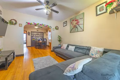 2135 N Latrobe Avenue, Chicago, IL 60639 - Photo 3