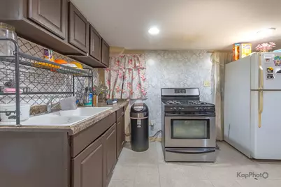 2135 N Latrobe Avenue, Chicago, IL 60639 - Photo 17