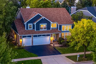 568 Crooked Stick Ct, Vernon Hills, IL 60061 - Photo 1