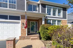 568 Crooked Stick Ct, Vernon Hills, IL 60061 - Photo 3