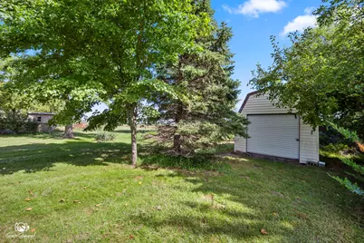 5808 E 3420S Road, Saint Anne, IL 60964 - Photo 27