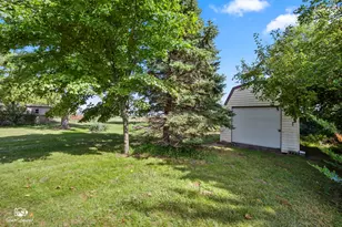 5808 E 3420S Rd, Saint Anne, IL 60964 - Photo 27