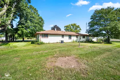 5808 E 3420S Road, Saint Anne, IL 60964 - Photo 25