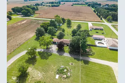 5808 E 3420S Road, Saint Anne, IL 60964 - Photo 31