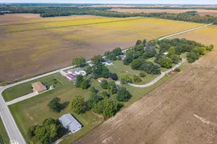 5808 E 3420S Rd, Saint Anne, IL 60964 - Photo 37