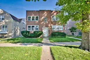 2830 W Summerdale Ave, Chicago, IL 60625 - Photo 1