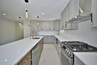 2830 W Summerdale Avenue #2, Chicago, IL 60625 - Photo 19