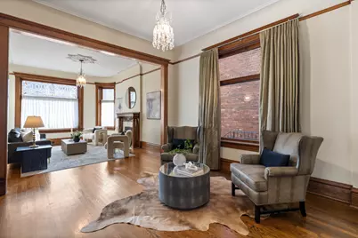 1646 N Leavitt Street, Chicago, IL 60647 - Photo 13