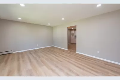 2701 Brnot Avenue, Waukegan, IL 60087 - Photo 7
