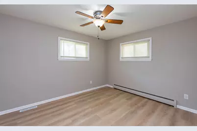 2701 Brnot Avenue, Waukegan, IL 60087 - Photo 15
