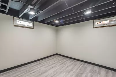2701 Brnot Avenue, Waukegan, IL 60087 - Photo 23
