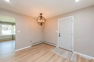 2701 Brnot Ave, Waukegan, IL 60087 - Photo 11