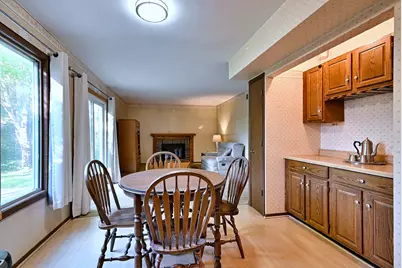 801 Pinebrook Drive, Lombard, IL 60148 - Photo 13