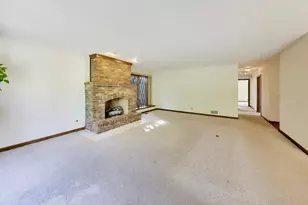 911 Glenwood Ln, Glenview, IL 60025 - Photo 9