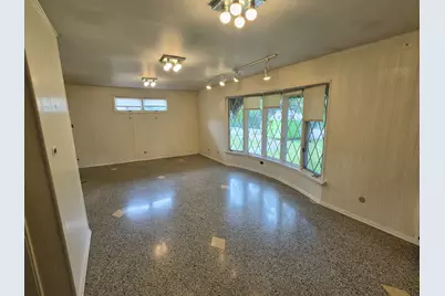 8634 Drake Avenue, Skokie, IL 60076 - Photo 5