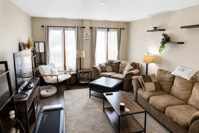 1302 E Washington Street #B1, Des Plaines, IL 60016 - Photo 13