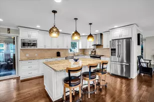5613 Howard Ave, La Grange Highlands, IL 60525 - Photo 15
