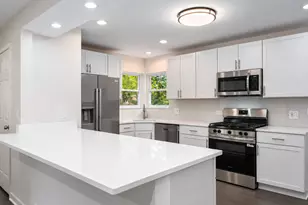 9136 S Union Ave, Chicago, IL 60620 - Photo 7