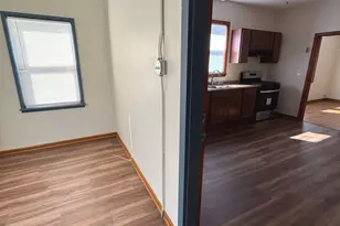 10653 S Mackinaw Ave, Chicago, IL 60617 - Photo 5