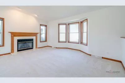 2724 Bluegrass Court, Grayslake, IL 60030 - Photo 7