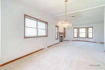 2724 Bluegrass Court, Grayslake, IL 60030 - Photo 13