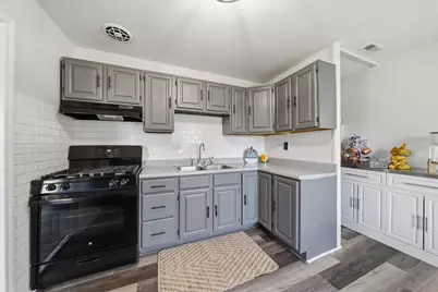2112 219th Street, Sauk Village, IL 60411 - Photo 5