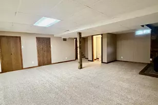 21408 Lincoln Rd, Sterling, IL 61081 - Photo 23