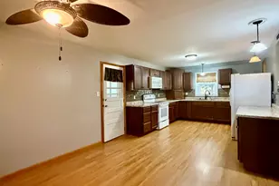 21408 Lincoln Rd, Sterling, IL 61081 - Photo 15