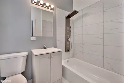 631 N Monticello Avenue, Chicago, IL 60624 - Photo 21