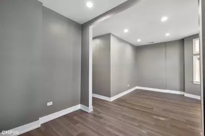 631 N Monticello Avenue, Chicago, IL 60624 - Photo 27