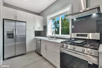 631 N Monticello Avenue, Chicago, IL 60624 - Photo 23