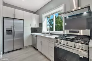 631 N Monticello Ave, Chicago, IL 60624 - Photo 23