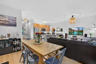 3253 N Bay Ct, Chicago, IL 60618 - Photo 5