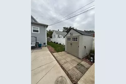9959 S Escanaba Avenue, Chicago, IL 60617 - Photo 13