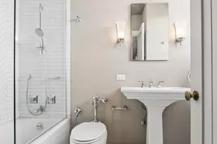3750 N Lake Shore Dr, Chicago, IL 60613 - Photo 17
