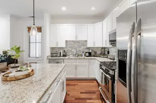 2235 N Lister Ave, Chicago, IL 60614 - Photo 5