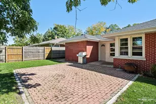 805 Alann Dr, Joliet, IL 60435 - Photo 15