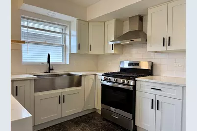 2538 W Arthur Avenue #2, Chicago, IL 60645 - Photo 3