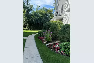 1326 Barclay Lane, Deerfield, IL 60015 - Photo 3