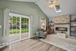 3601 Bluebird Ln, Rolling Meadows, IL 60008 - Photo 9