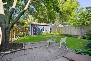 1213 Oakton St, Evanston, IL 60202 - Photo 21