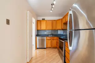 5757 N Sheridan Rd, Chicago, IL 60660 - Photo 19