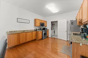 16310 Crescent Lake Dr, Crest Hill, IL 60403 - Photo 13