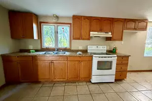 9728 Smythe Ave, Machesney Park, IL 61115 - Photo 5