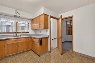 2224 Park Ave, North Riverside, IL 60546 - Photo 7