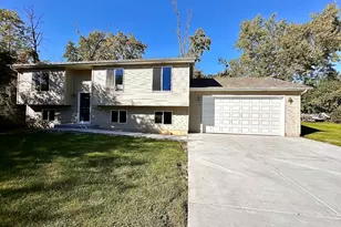 26646 W Orchard Ave, Antioch, IL 60002 - Photo 1