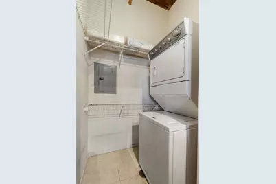 550 N Kingsbury Street #205, Chicago, IL 60654 - Photo 23