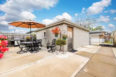 7440 W 57th Place, Summit, IL 60501 - Photo 23