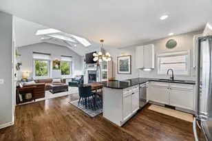 3111 N Seminary Ave, Chicago, IL 60657 - Photo 9