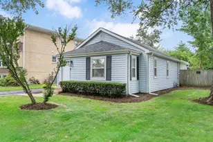 424 N Central Ave, Wood Dale, IL 60191 - Photo 3